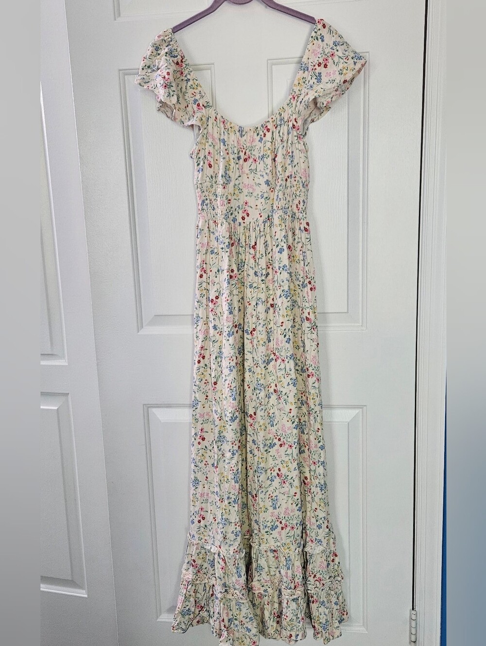 Arizona Jean Company Cream Floral Maxi Dress